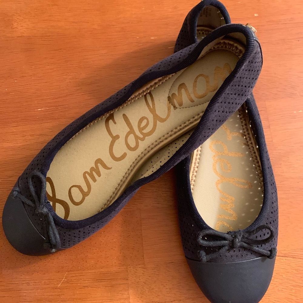 Brand new navy Sam Edelman felicia flats